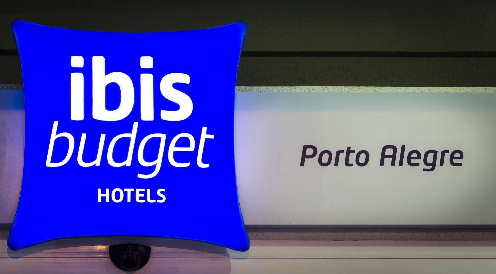 Отель Ibis Budget Porto Alegre - Supereconomico Экстерьер фото